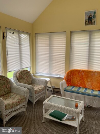 17 Edgewood Ave, New Castle, DE 19720 - photo 5