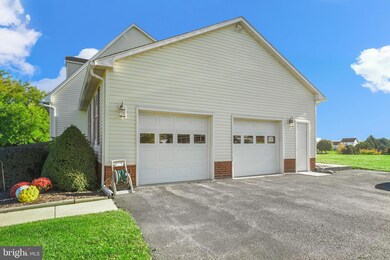 911 Jefferson Pike, Knoxville, MD 21758 - photo 4