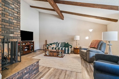 524 Christopher Cir, Jesup, IA 50648 - photo 7