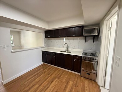 6301 Moseley St unit 2, Hollywood, FL 33024 - photo 5