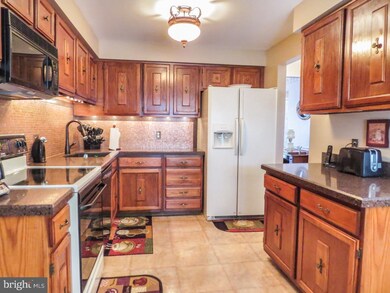 1 E Brookline Dr, Clementon, NJ 08021 - photo 4