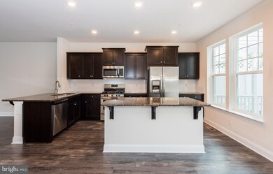 3848 Pentland Hills Dr, Upper Marlboro, MD 20774 - photo 4