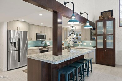 15-web-or-mls-UpmarketMedia-5126Terr-138