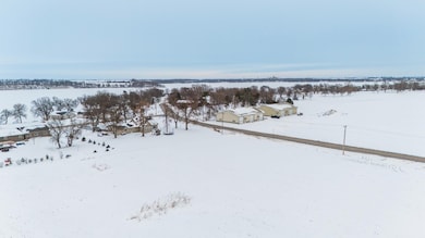 1 Country Club Dr, Lake Park, IA 51347 - photo 5