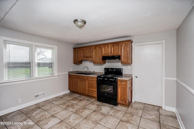 021-photo-kitchen-12539409