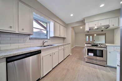 7138 Woodsman Trail, Houston, TX 77040 - photo 3