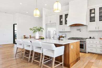 1721 Ridgeline Cir - www.trussmedia.co -
