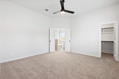 8318 Amethyst Valley Ln, Angleton, TX 77515 - photo 3