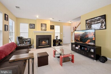 8015 Lantern Ct unit 113, Manassas, VA 20109 - photo 4