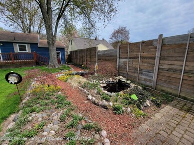 5722 Hilliard Rd, Lansing, MI 48911 - photo 3