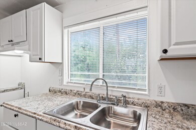 09-Kitchen