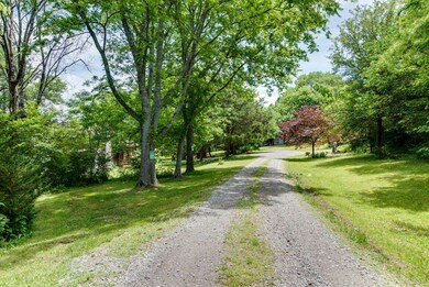 157 Vantrease Ln, Gallatin, TN 37066 - photo 2