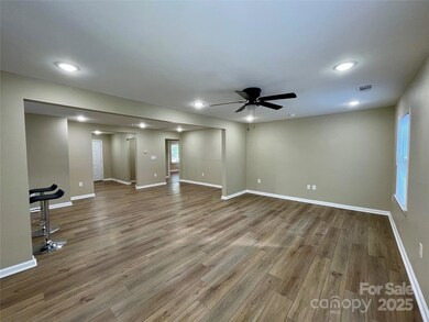 808 Eastview St, Shelby, NC 28152 - photo 3