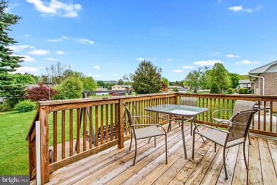 13429 Meadowview Ave, Waynesboro, PA 17268 - photo 3
