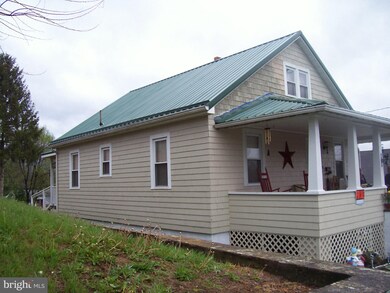 107 Pierpont St, Petersburg, WV 26847 - photo 2