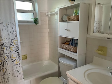 22 SE 3rd Terrace unit 18, Dania, FL 33004 - photo 6