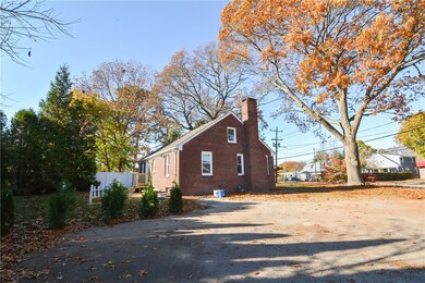 2190 W Shore Rd, Warwick, RI 02889 - photo 4