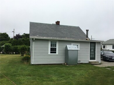 13 Draper Ave, Middletown, RI 02842 - photo 2