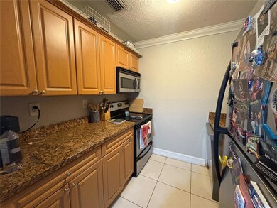 Coachwood Apartments unit 59, Tampa, FL 33611 - photo 4