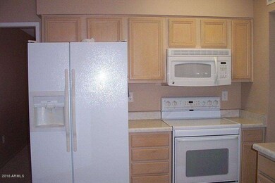 17618 N Calico Dr, Sun City, AZ 85373 - photo 2