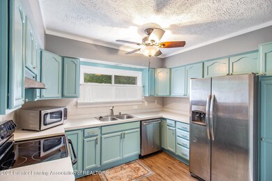 6002 Valencia Blvd, Lansing, MI 48911 - photo 5