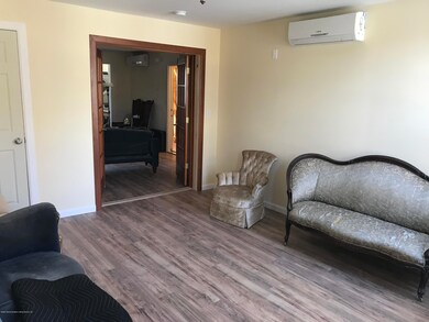 638 Bay St unit 2a, Staten Island, NY 10304 - photo 3