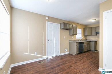 2306 Spencer Ln, Center Point, AL 35215 - photo 3