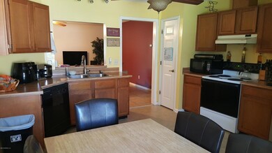 7844 Wildlife Ct, Jacksonville, FL 32210 - photo 3