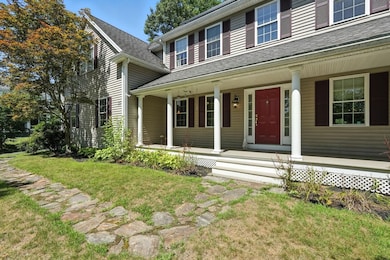 392 Farm Rd, Marlborough, MA 01752 - photo 3