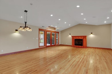 8615 E Lindgren Rd, Spokane, WA 99217 - photo 4