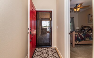 003_Foyer