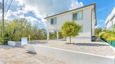 4-web-or-mls-841-spoonbill-ln