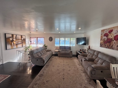 547 E Pioneer Ave, Sandy, UT 84070 - photo 5