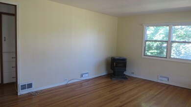 5040 Bryant Ave, Klamath Falls, OR 97603 - photo 3