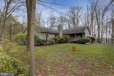 115 Forest View Dr, Shermans Dale, PA 17090 - photo 2