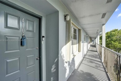 1151 SW 128th Terrace unit D410, Pembroke Pines, FL 33027 - photo 4
