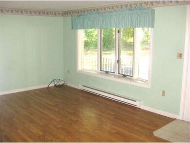 123 Henshaw St, Leicester, MA 01524 - photo 2