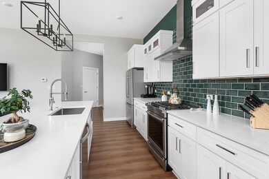 720 N Washington St unit 206, Naperville, IL 60563 - photo 4