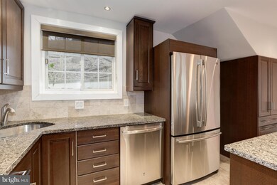 unlisted-address, Alexandria, VA 22302 - photo 7