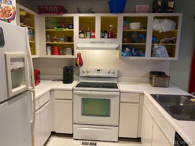 All appliances are included plus full sized washer