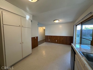 528 Shenandoah St, Thousand Oaks, CA 91360 - photo 7