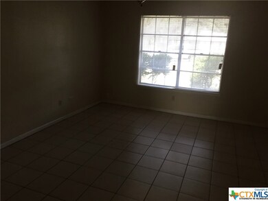 1011 Hazelton St unit 11, San Marcos, TX 78666 - photo 3