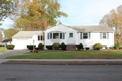 54 Selwyn Rd, Braintree, MA 02184 - photo 2