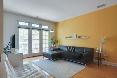 24 Constitution Way unit TH, Jersey City, NJ 07305 - photo 2