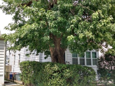 119 Lowell St, Carteret, NJ 07008 - photo 4