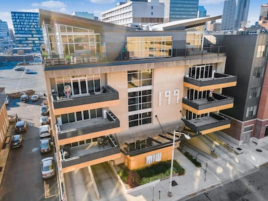 199 S 5th St unit 406, Columbus, OH 43215 - photo 4