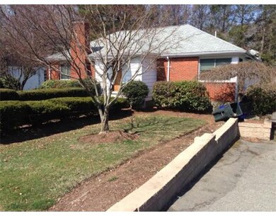 115 Grove St unit 1, Chestnut Hill, MA 02467 - photo 2