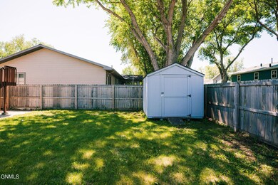 1519 8th Ave NE, Jamestown, ND 58401 - photo 5