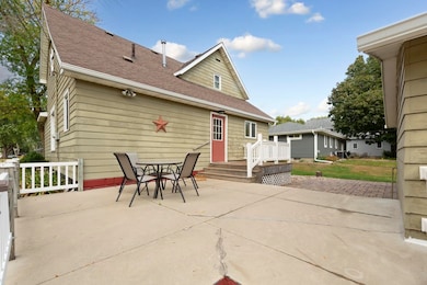 1808 Broadway St, Emmetsburg, IA 50536 - photo 4