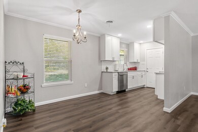 403 Throckmorton St, Weatherford, TX 76086 - photo 7